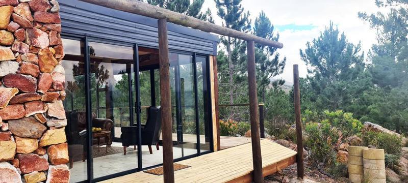 Avani Lodge Private Nature Reserve Botrivier Bagian luar foto