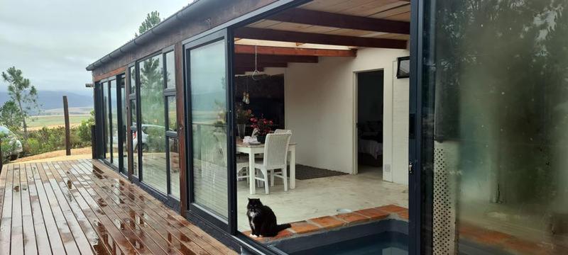 Avani Lodge Private Nature Reserve Botrivier Bagian luar foto
