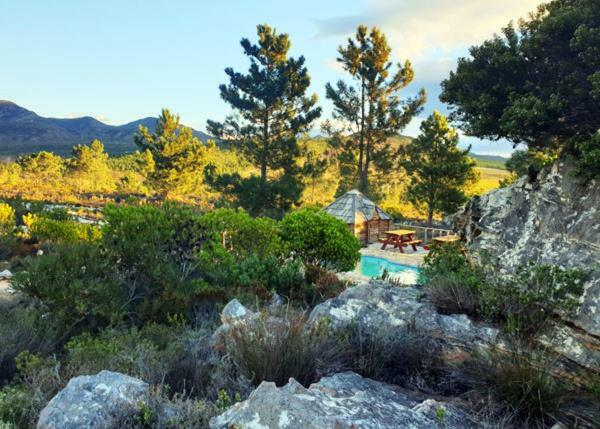 Avani Lodge Private Nature Reserve Botrivier Bagian luar foto